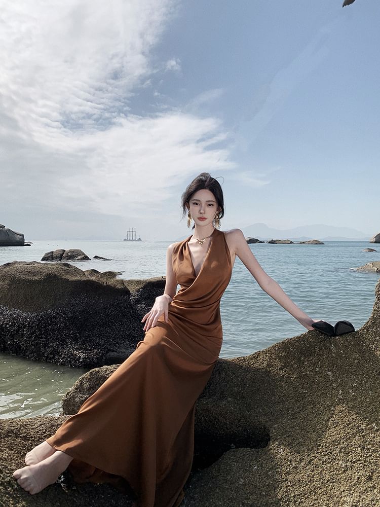Egsy - Halter effen maxi-zonnejurk met ruches