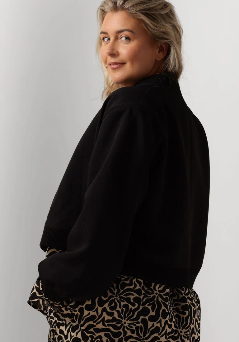 OMODA ATELIER zwarte omoda atelier jack x florine