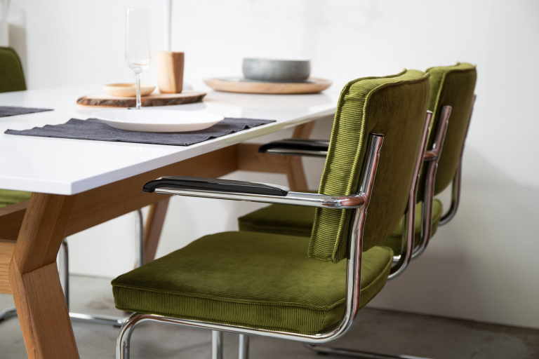 Zuiver Ridge Rib stoel met armleuningen groen