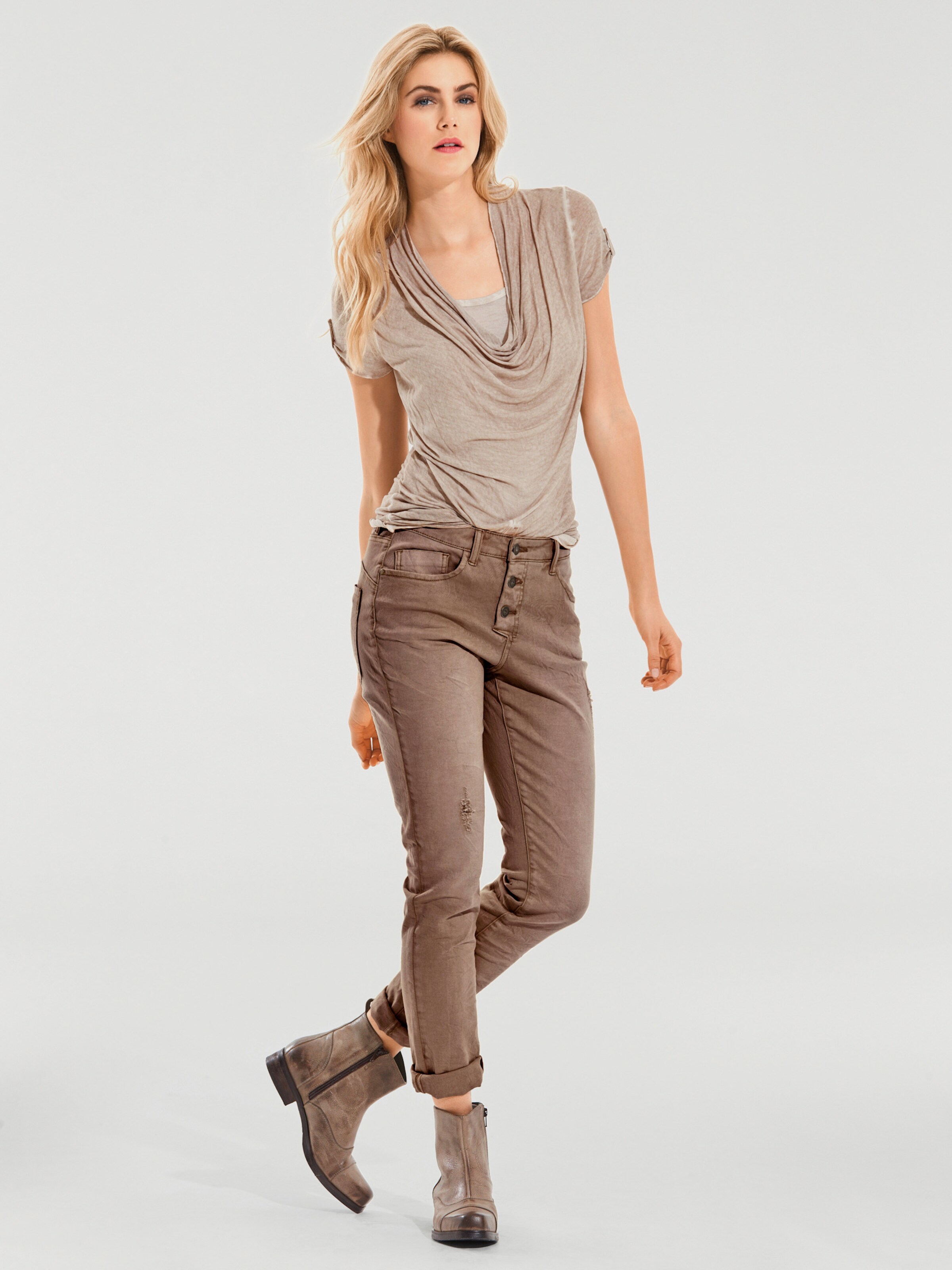 Boyfriend Hose