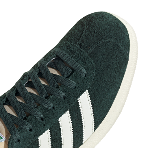 Adidas Gazelle Sneakers, Mineral Green/Off White/Cream White, 40