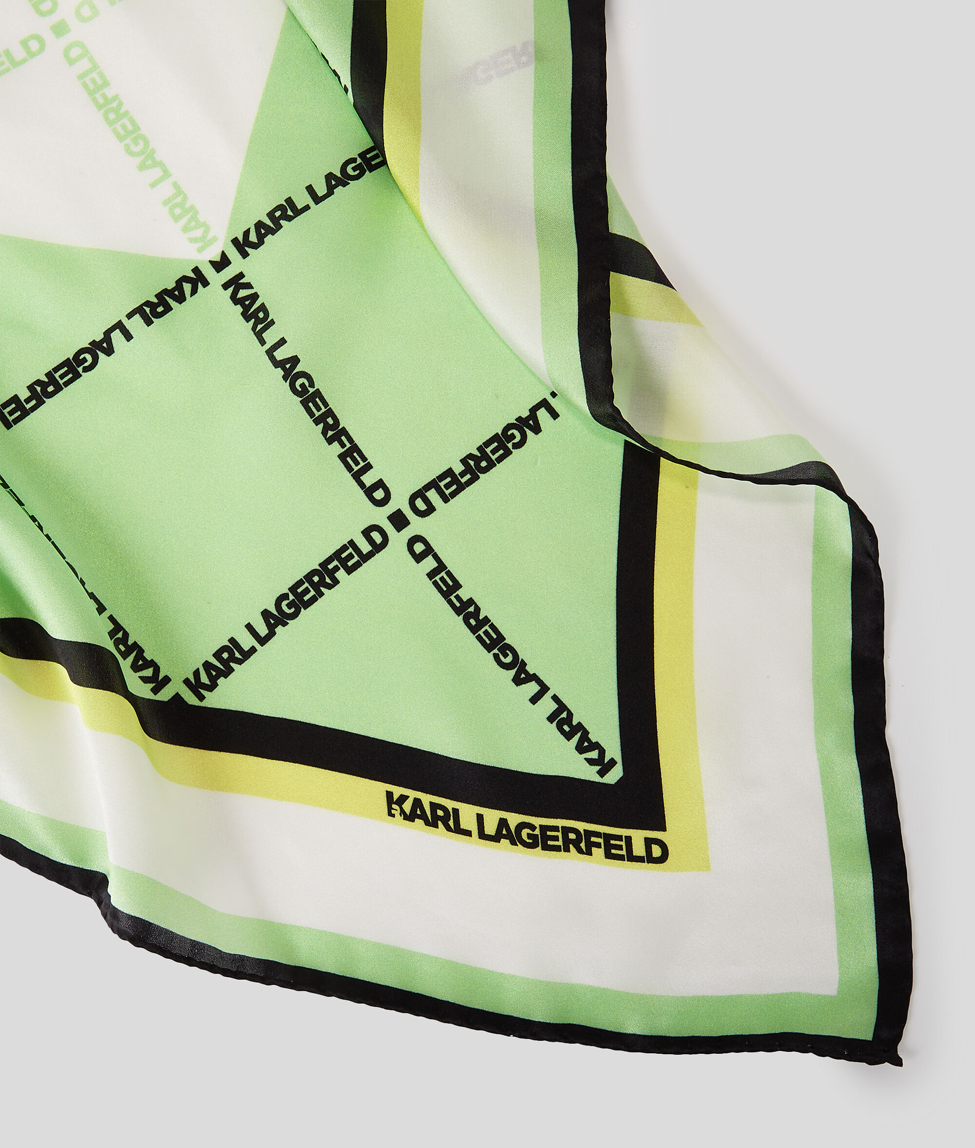 FOULARD EN SOIE AVEC LOGO K/ESSENTIAL EN FORME DE LOSANGE