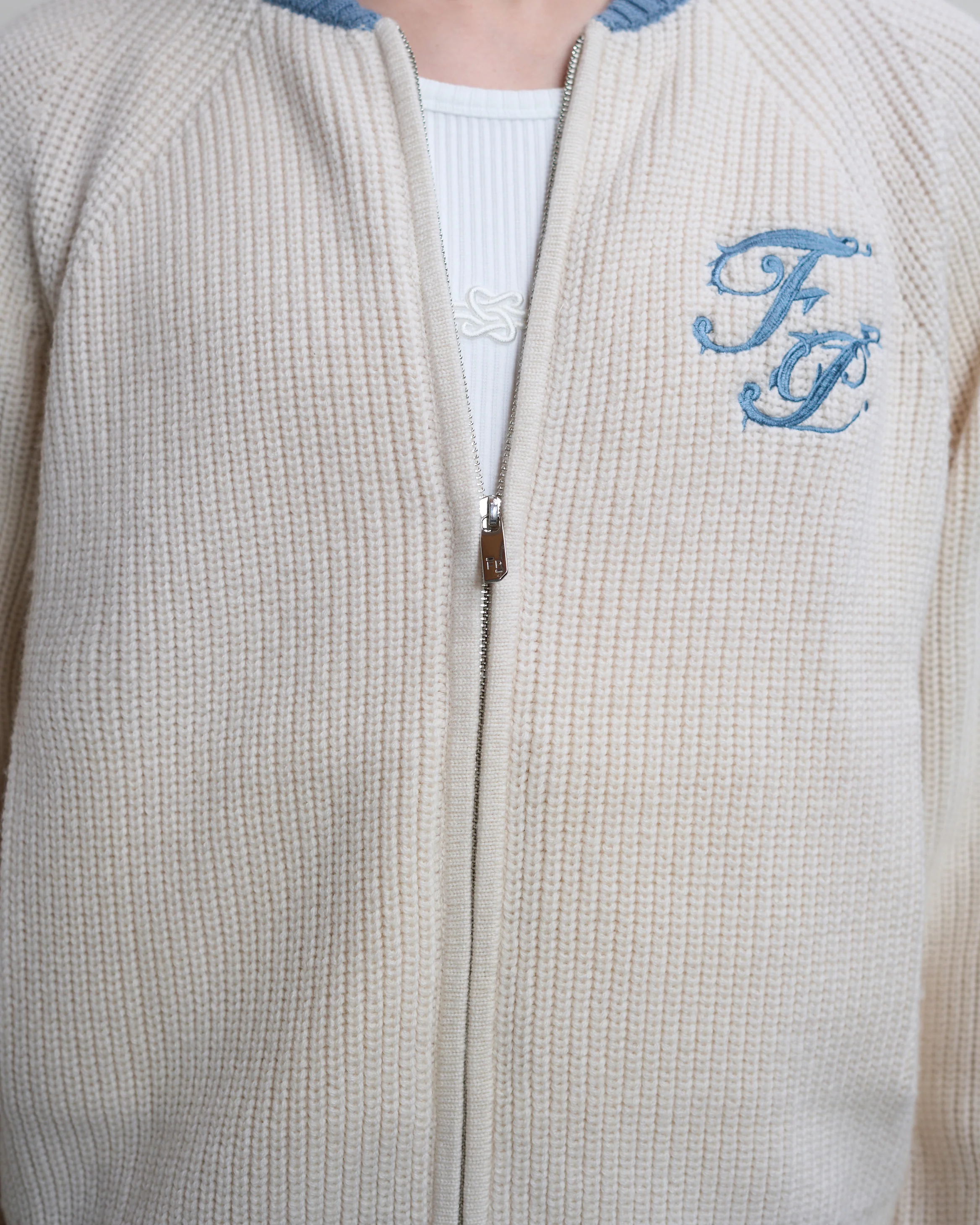 Zip Knit Classic Antique White
