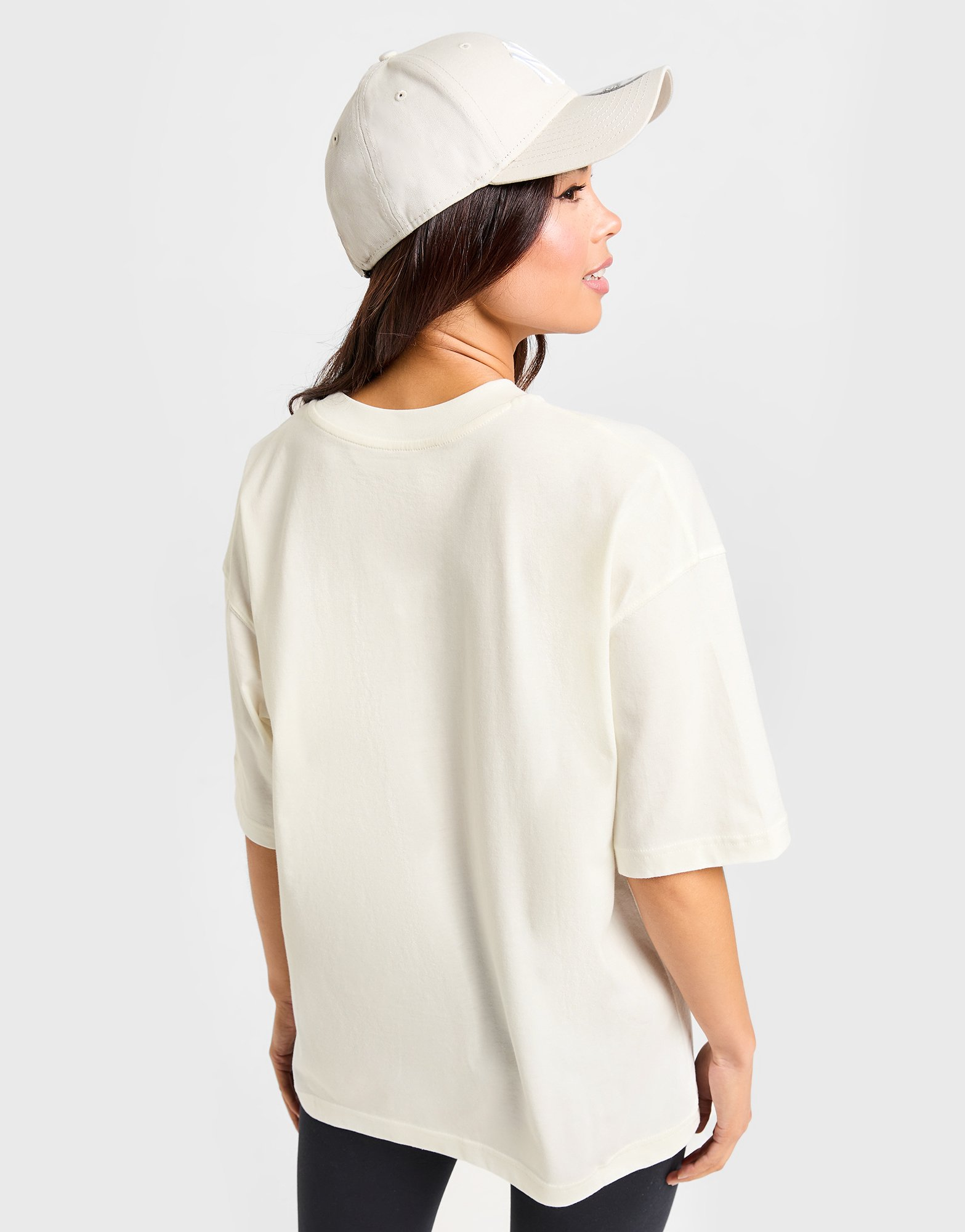 New Balance T-shirt Linear Boyfriend Femme