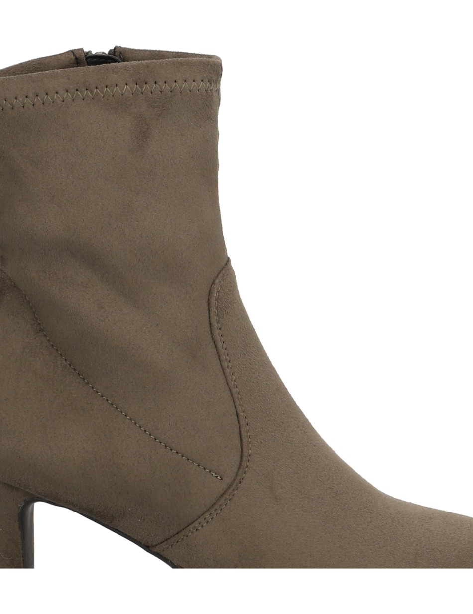 Stiefelette