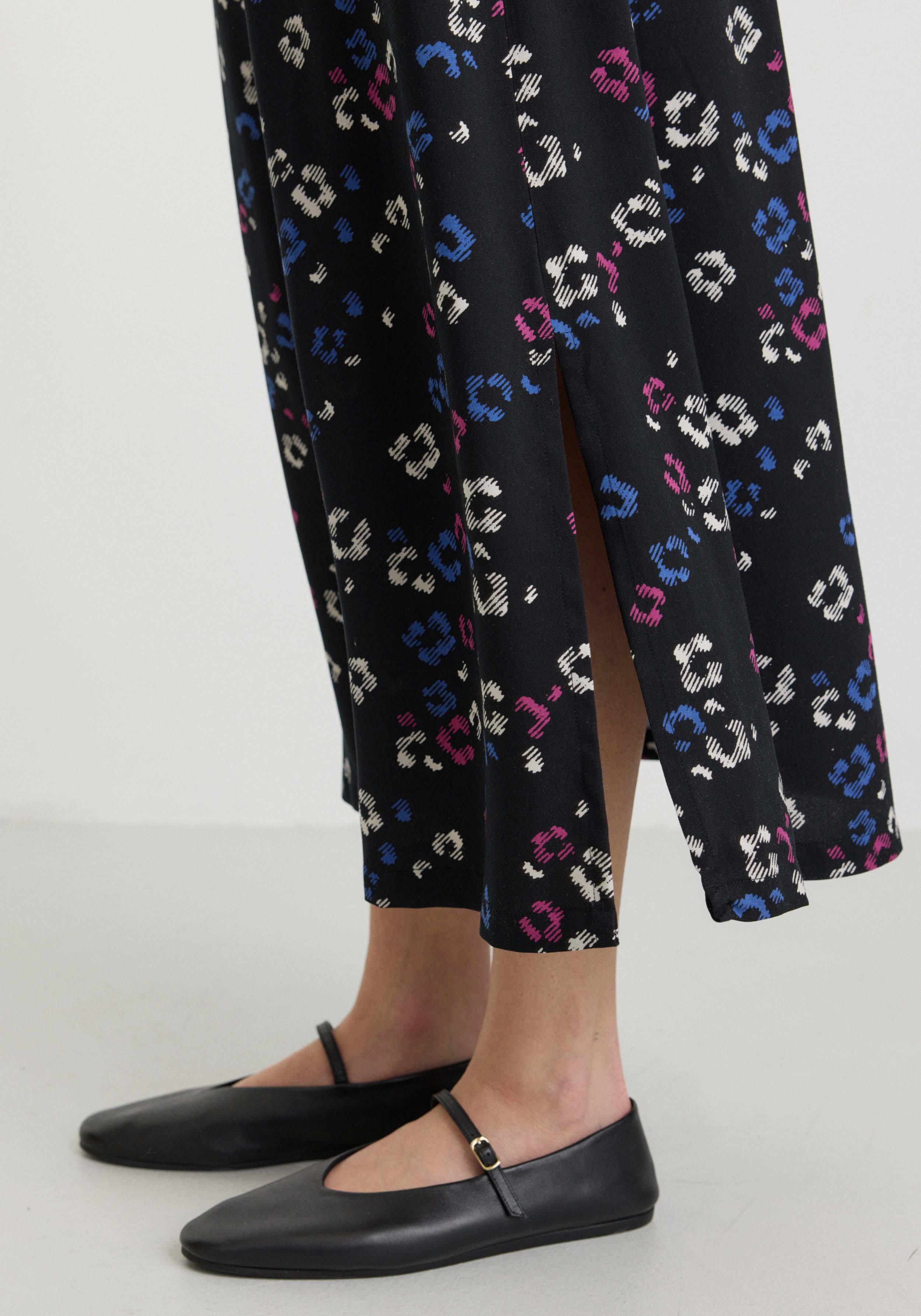 Recolution Rock Holly Blossom Black