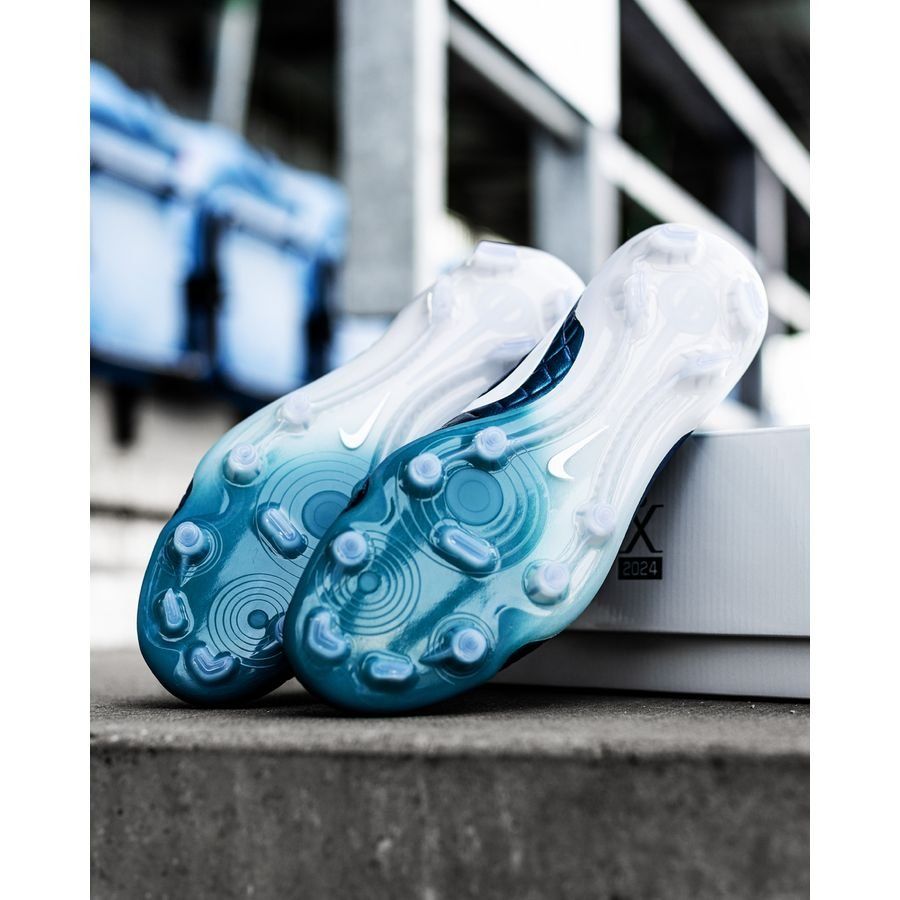 Nike Tiempo Legend 10 Elite FG Emerald - Turquoise/Blanc Cassé ÉDITION LIMITÉE