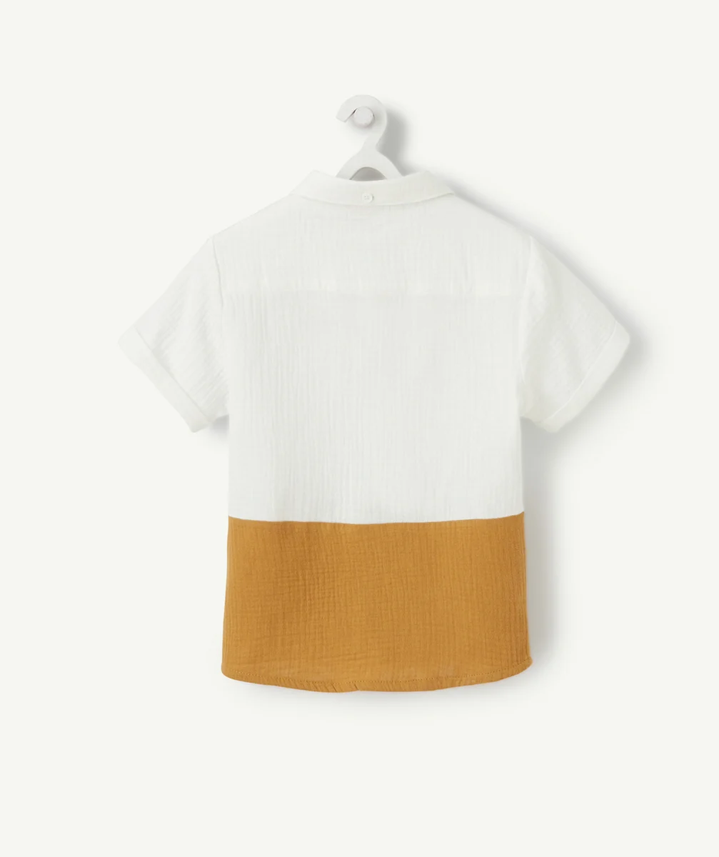 LA CHEMISE BLANCHE ET CAMEL EN COTON AVEC MESSAGE