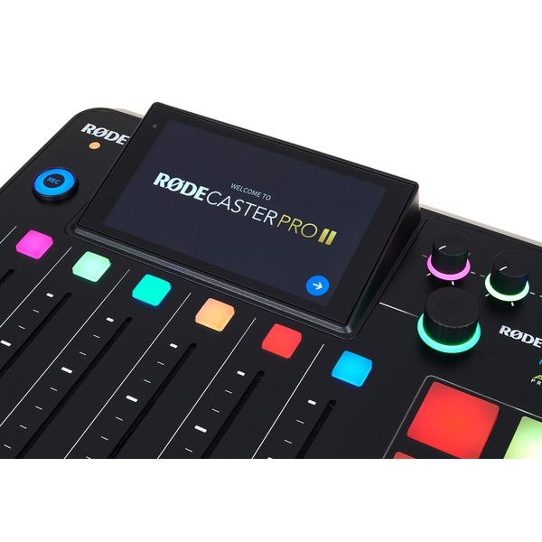 Rode Rodecaster Pro II Mic Bundle1