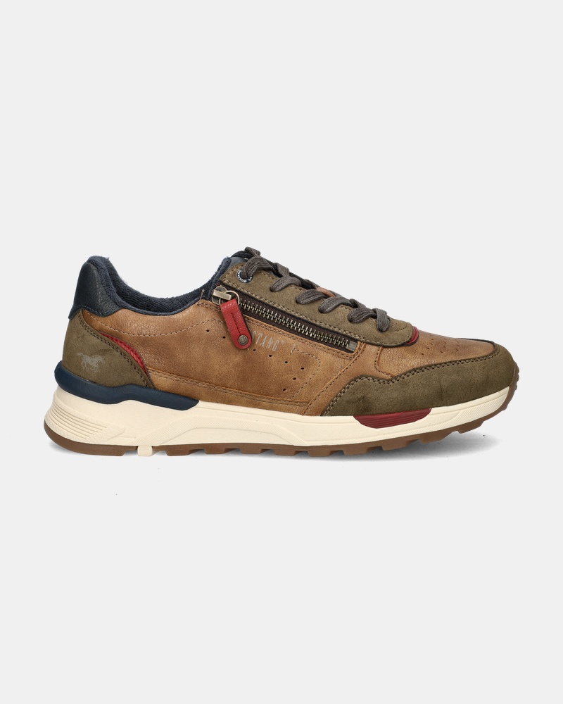 Mustang Lage sneakers  - bruin