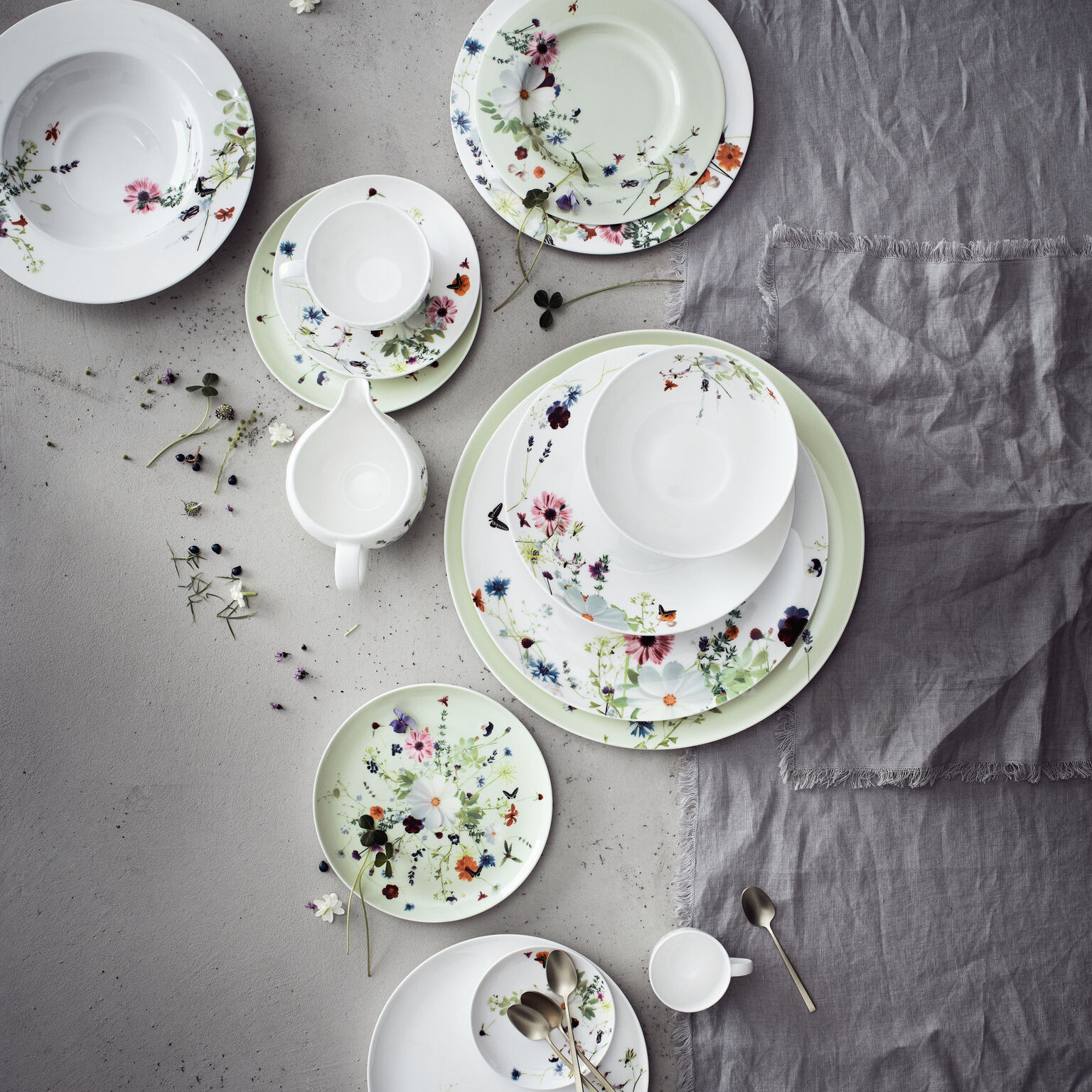 Brillance Bone China Grand Air Brotteller 18 cm
