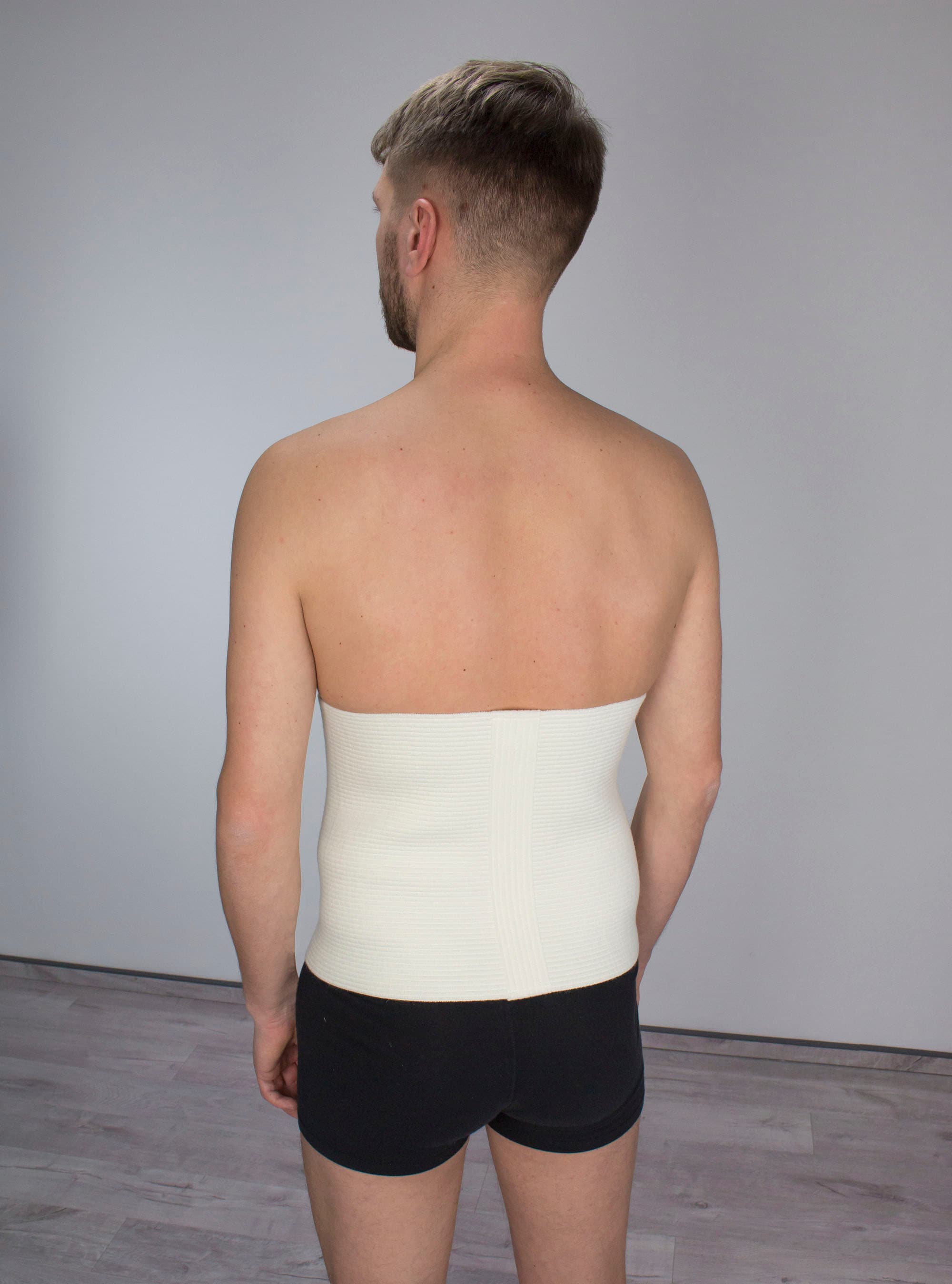 Hydas Rückenbandage »Nierenwärmer, wohlig warmer Schutz von Nieren, Lenden und Rücken« dünnes Material, unsichtbar unter der Kleidung, angenehm auf der Haut