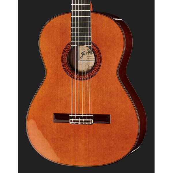 Ramirez Tradicional 1A mit Koffer