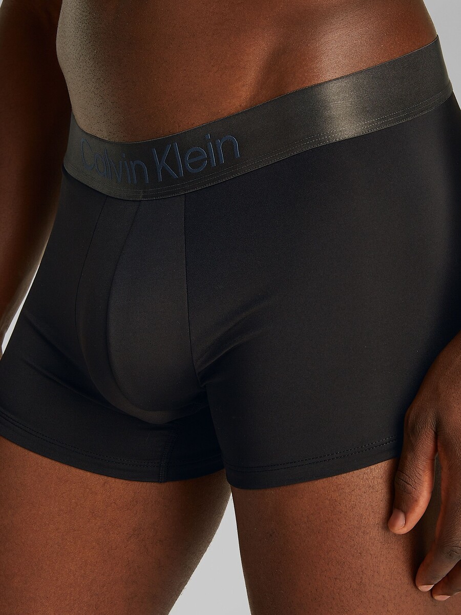 CALVIN KLEIN CUECAS<br>Conjunto de 3 cuecas boxer lisas de microfibra