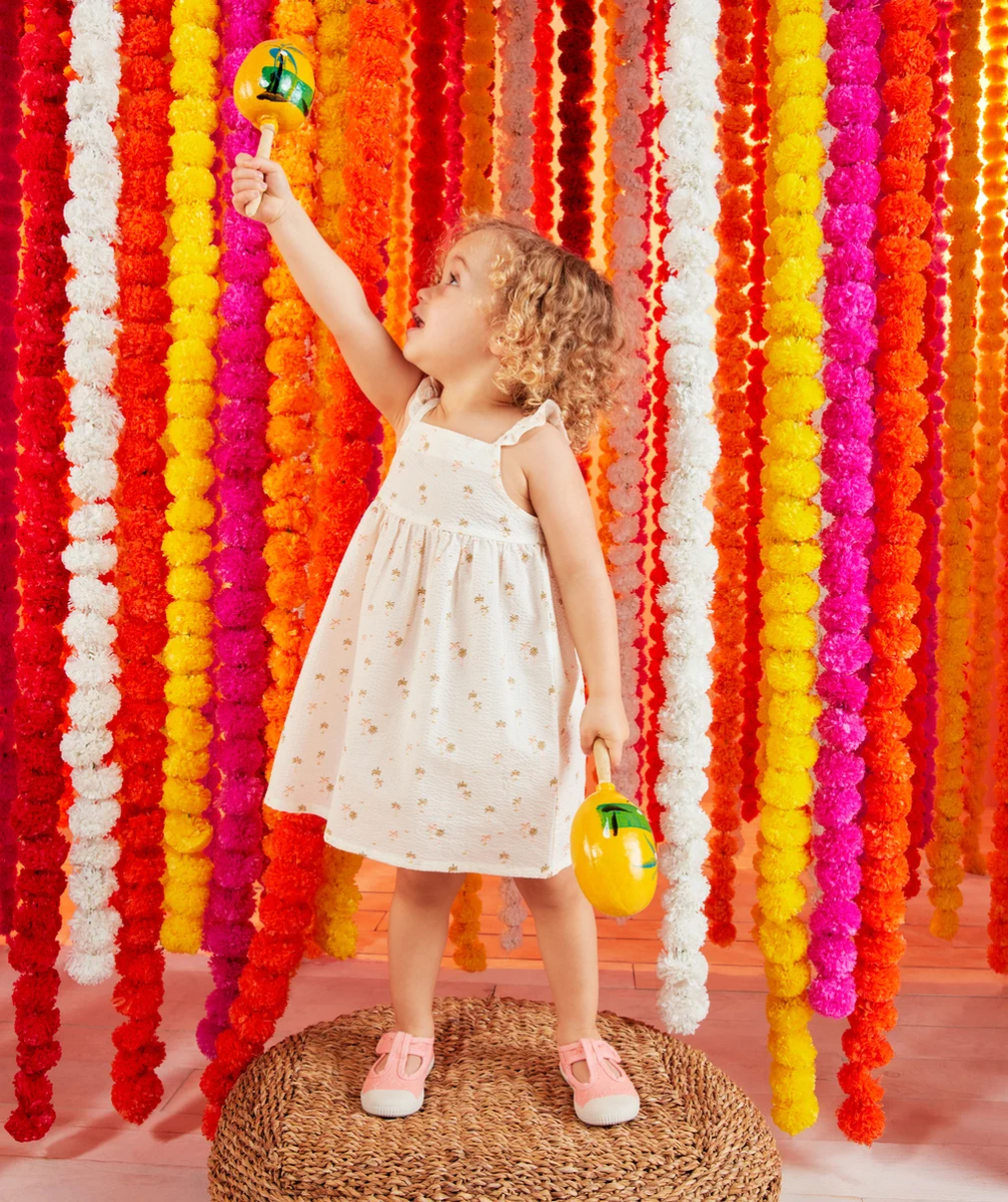 ROBE BÉBÉ FILLE EN COTON GAUFRÉ ÉCRU IMPRIMÉ PALMIERS