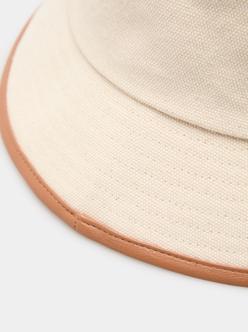 Chapéu estilo bucket em algodão