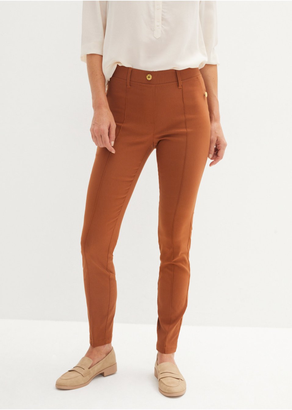 Pantalon taille extensible avec boutons décoratifs