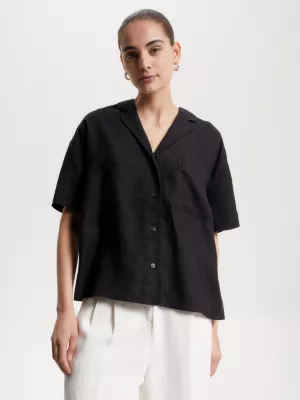 Camisa de linho de manga curta e modelagem relaxada