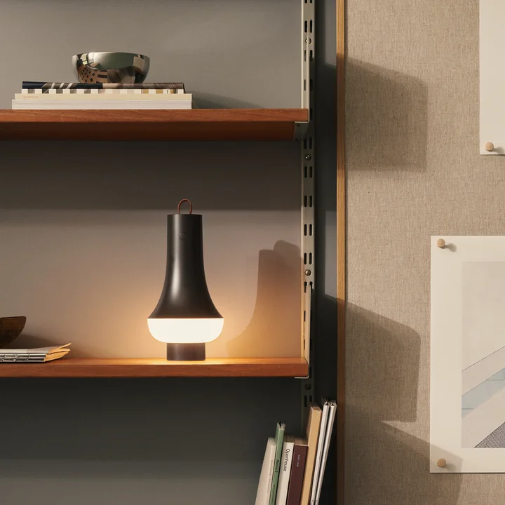 Louis Poulsen - Tomoshi Portable Akku LED-Tischleuchte, weiss