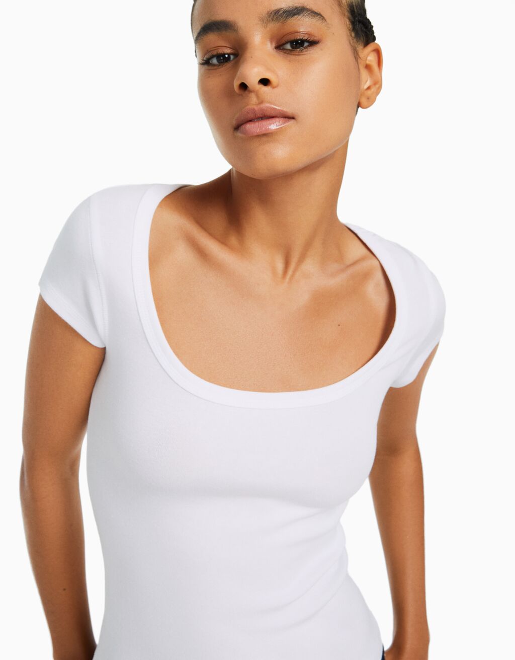 Camiseta de manga curta com gola redonda