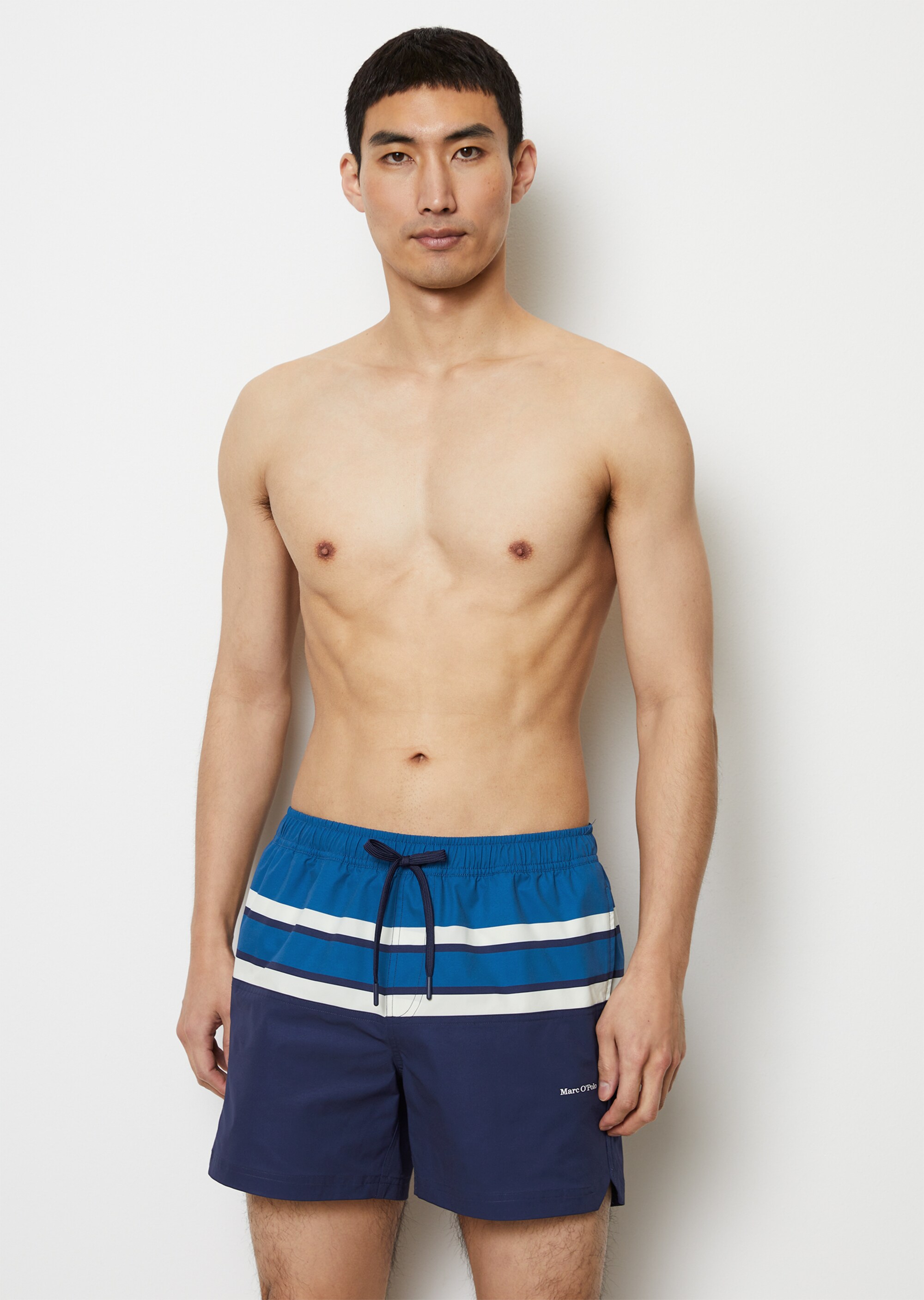 Badeshorts mit lässigem Allover-Print
