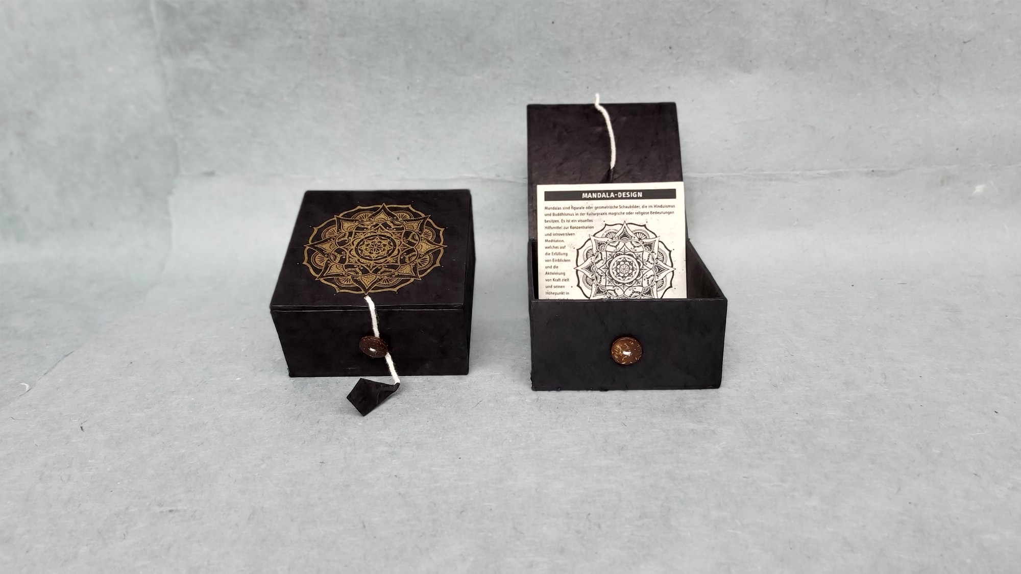 Lokta Box 'Mandala', schwarz, T 11 cm, B 11 cm, H 5,5 cm von fischer's lagerhaus