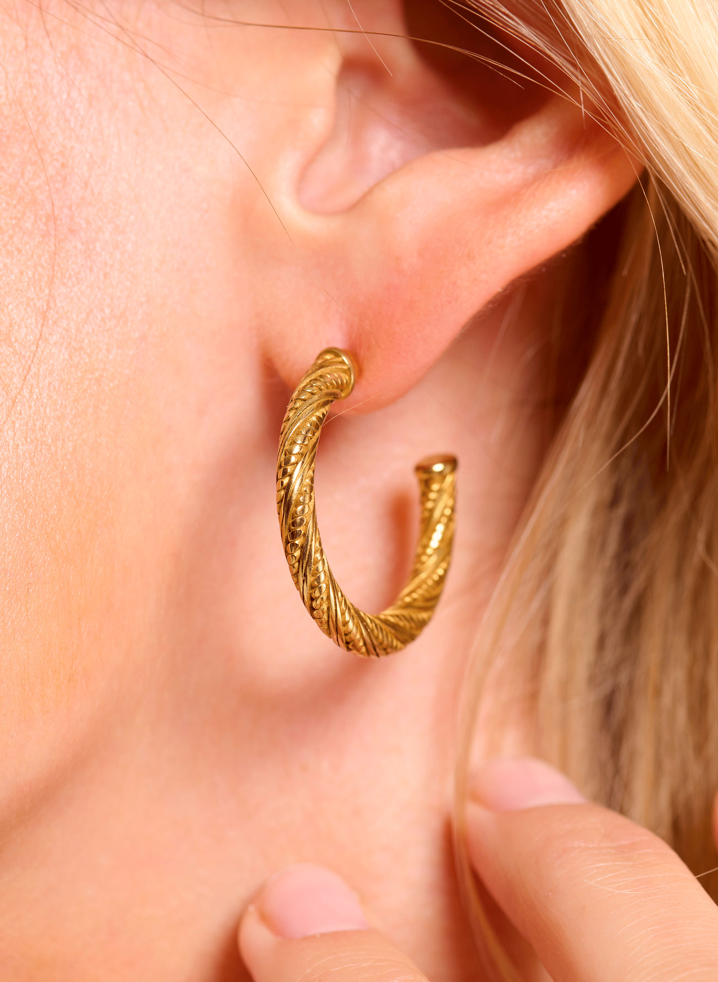 RADIANCE - Boucles d'oreilles créoles pour oreilles percées en acier inoxydable | Doré