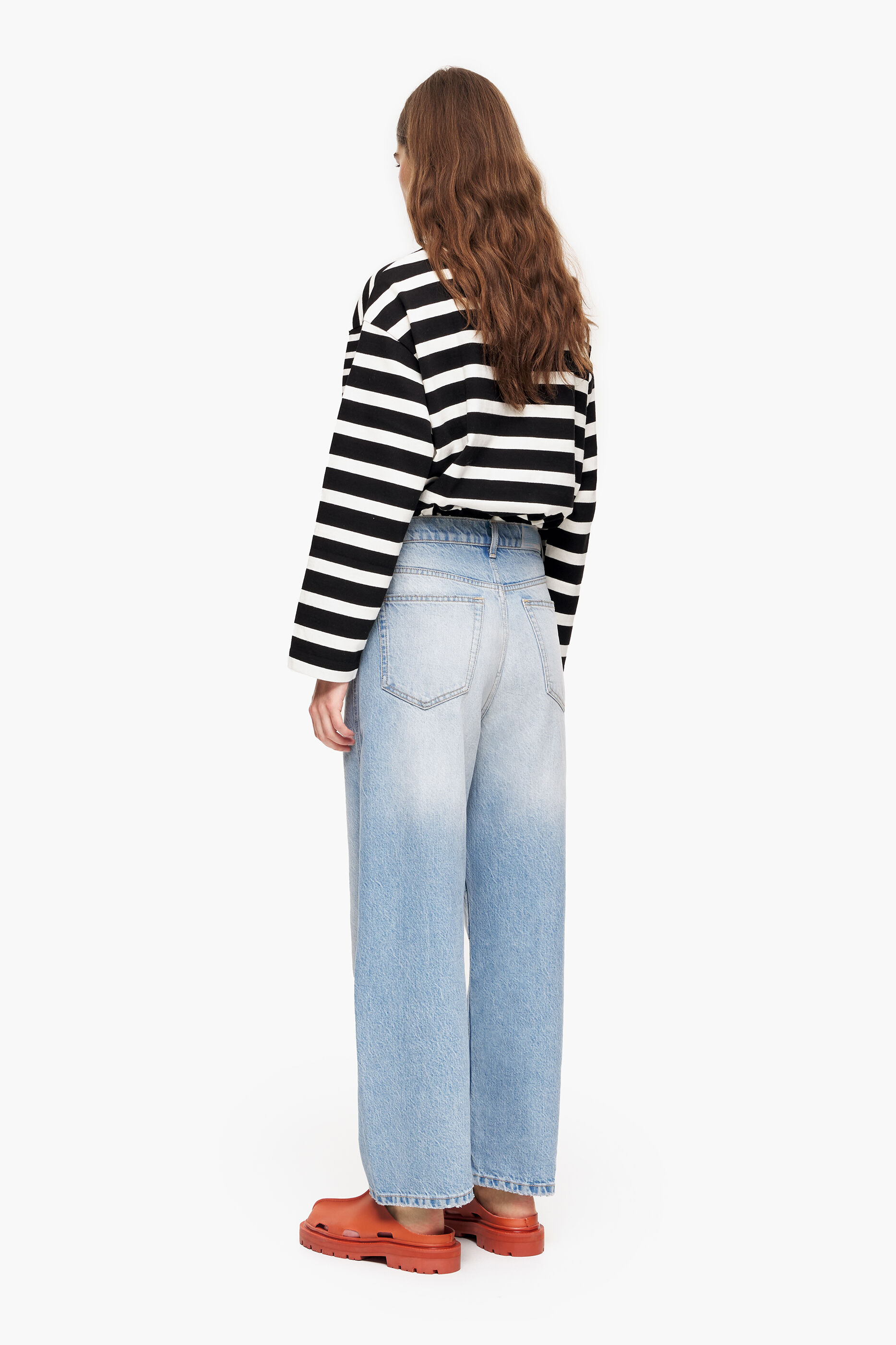 BARREL - Calça jeans reta azul-clara