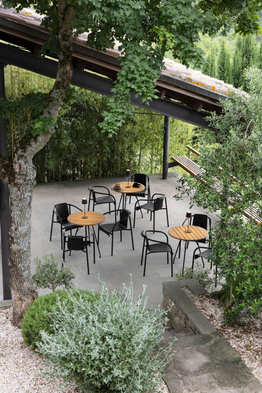 Houe Nami tuinstoel met armleuning Olive Green