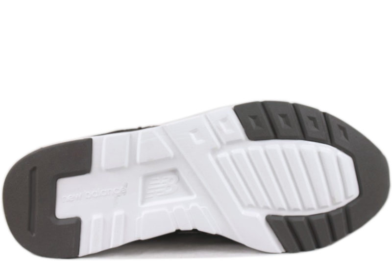 NEW BALANCE MEDIUM MOYEN SORT SKIND SNEAKERS