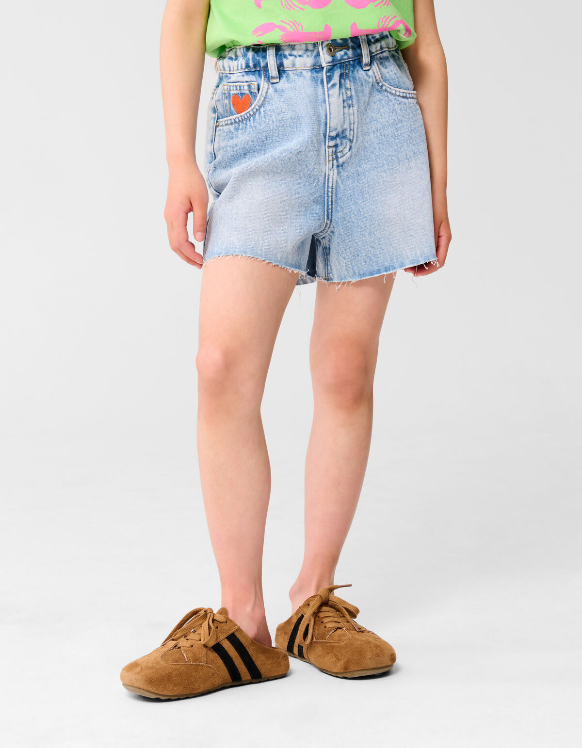 Embroidery Short Bleached