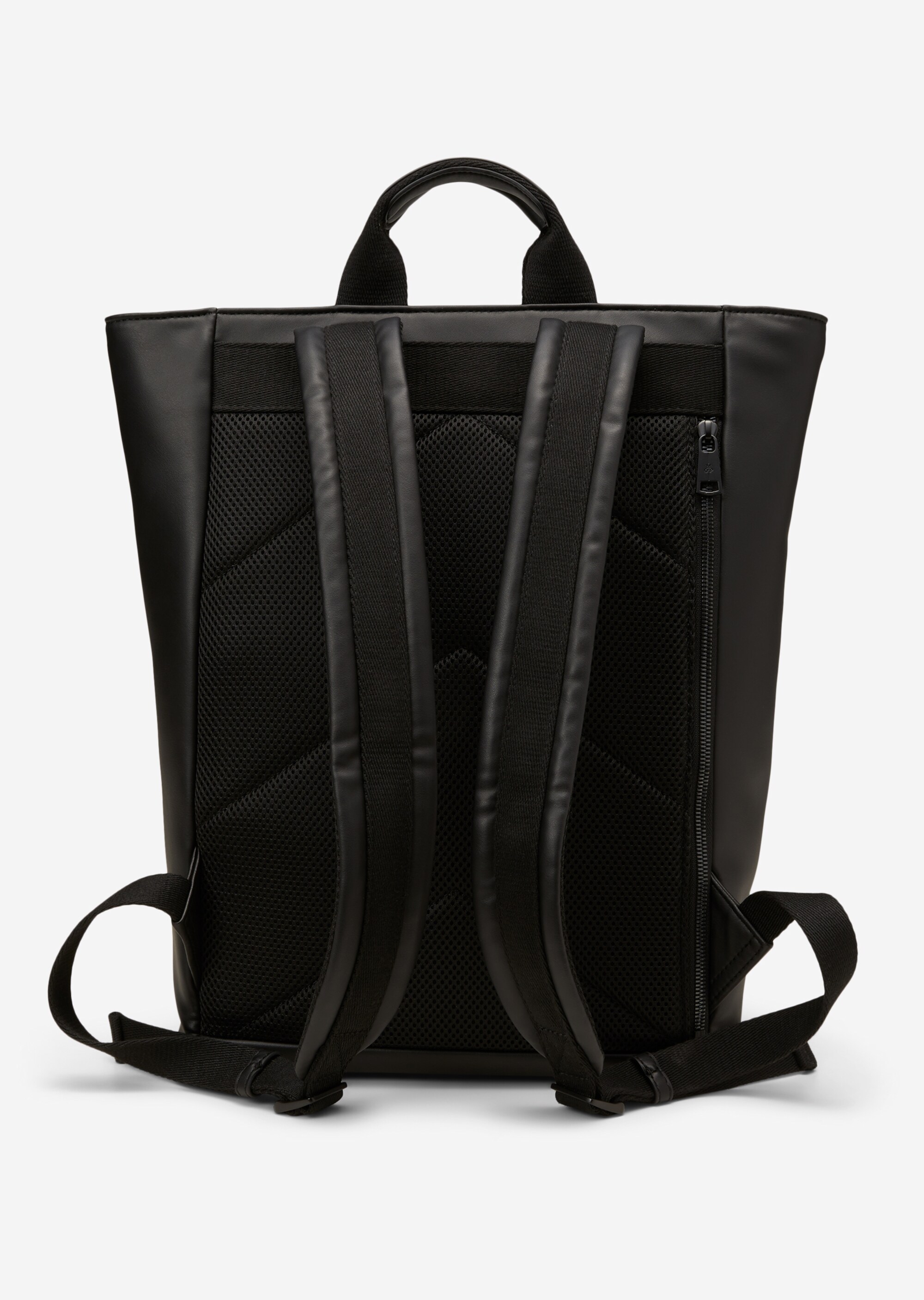 Rucksack aus einer Lederalternative aus recyceltem Polyester
