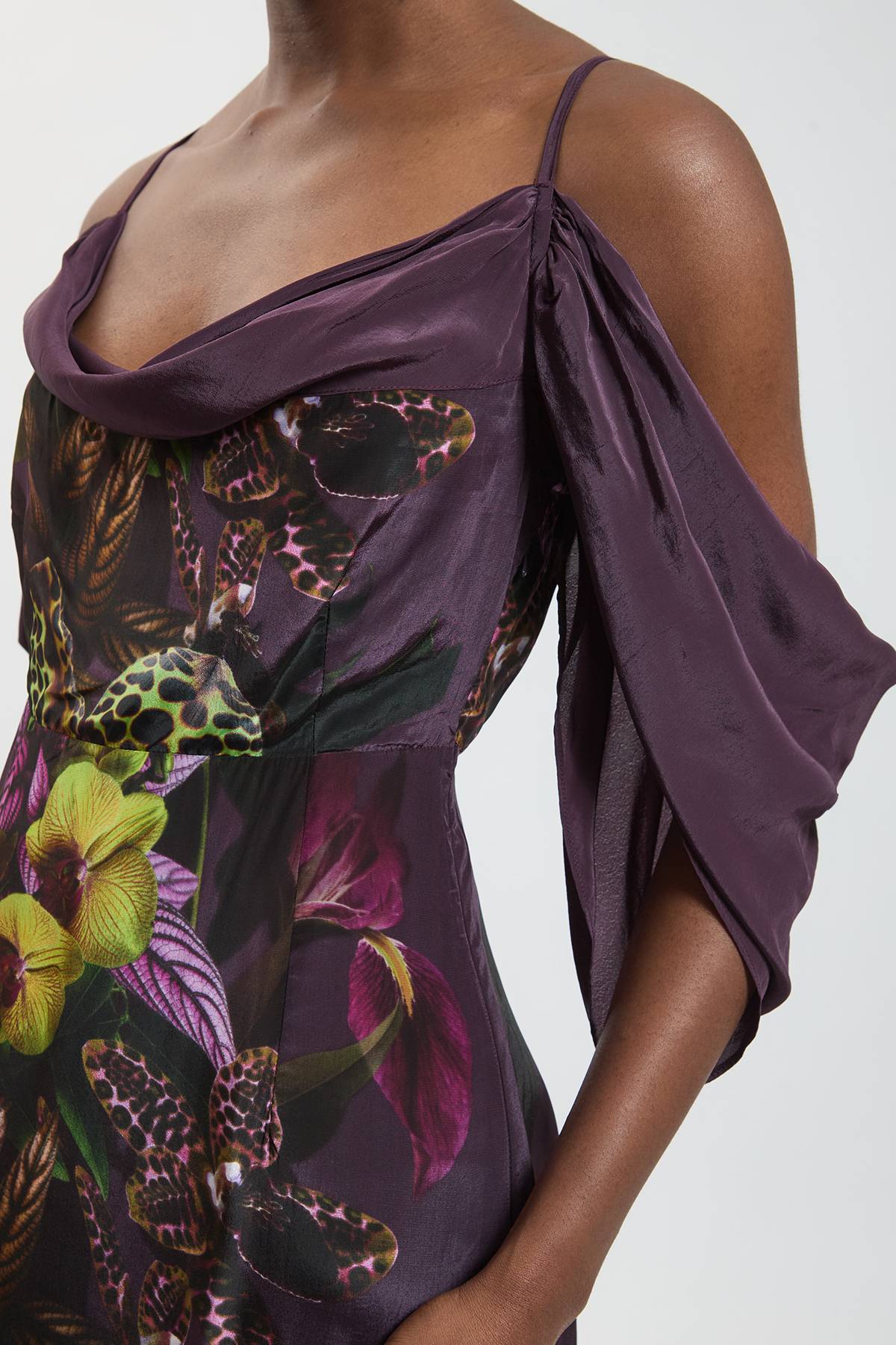 KarenMillen Robe Longue À Imprimé Orchidée Placé Et Épaules Dénudées