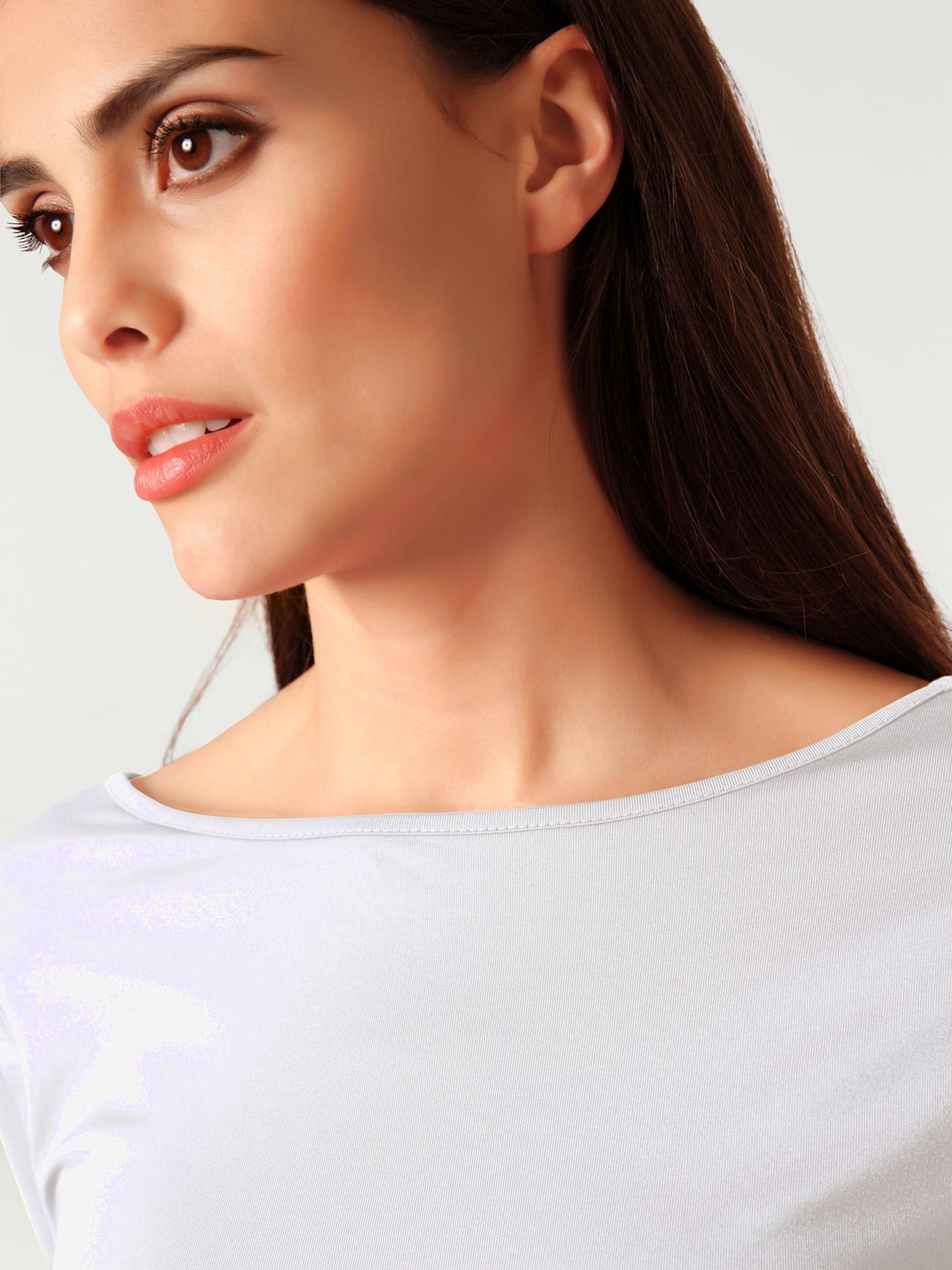 T-shirt encolure en u superbe, à porter seul ou associé