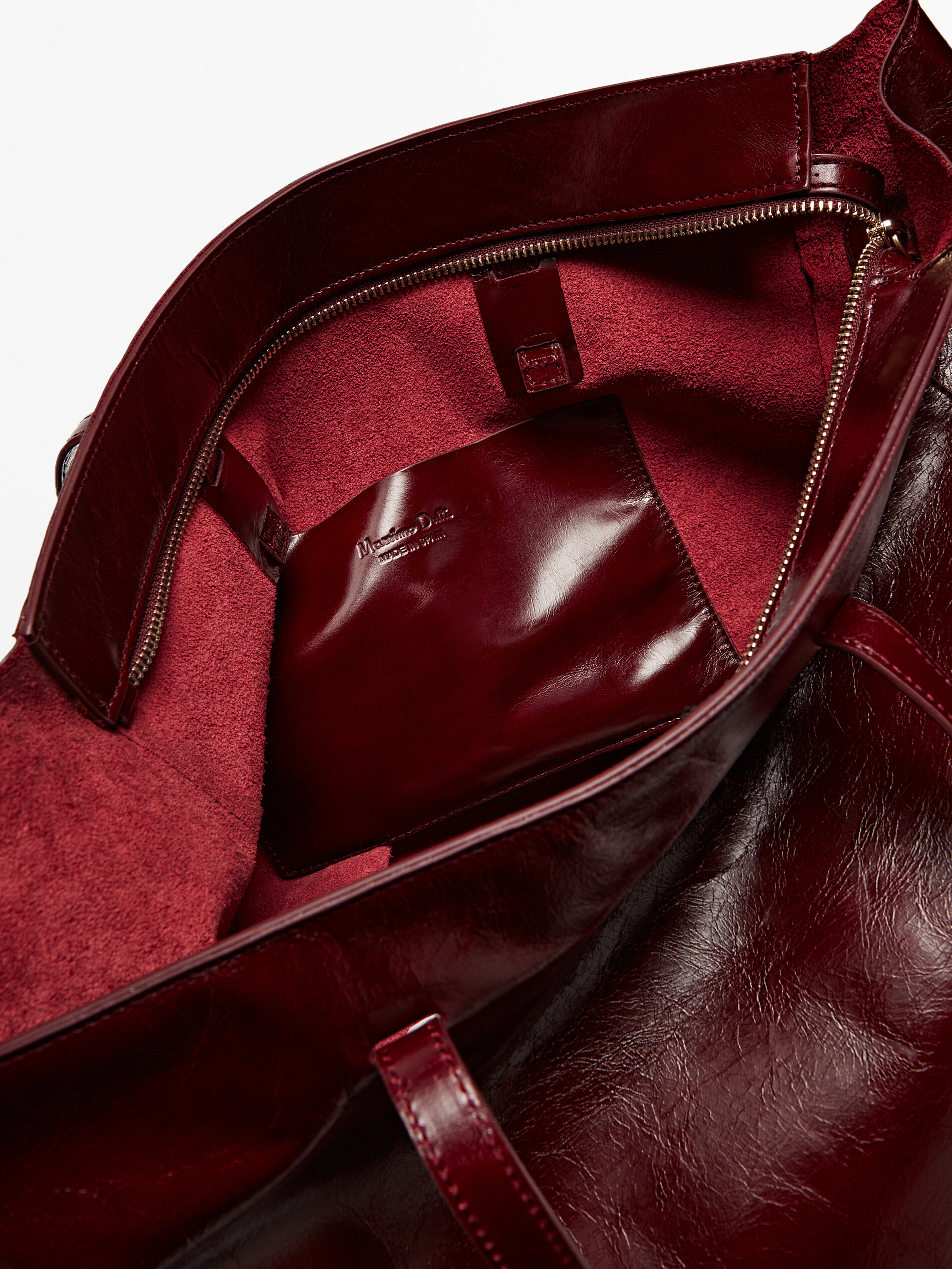 Bolsa tote em couro craquelado - BORGONHA