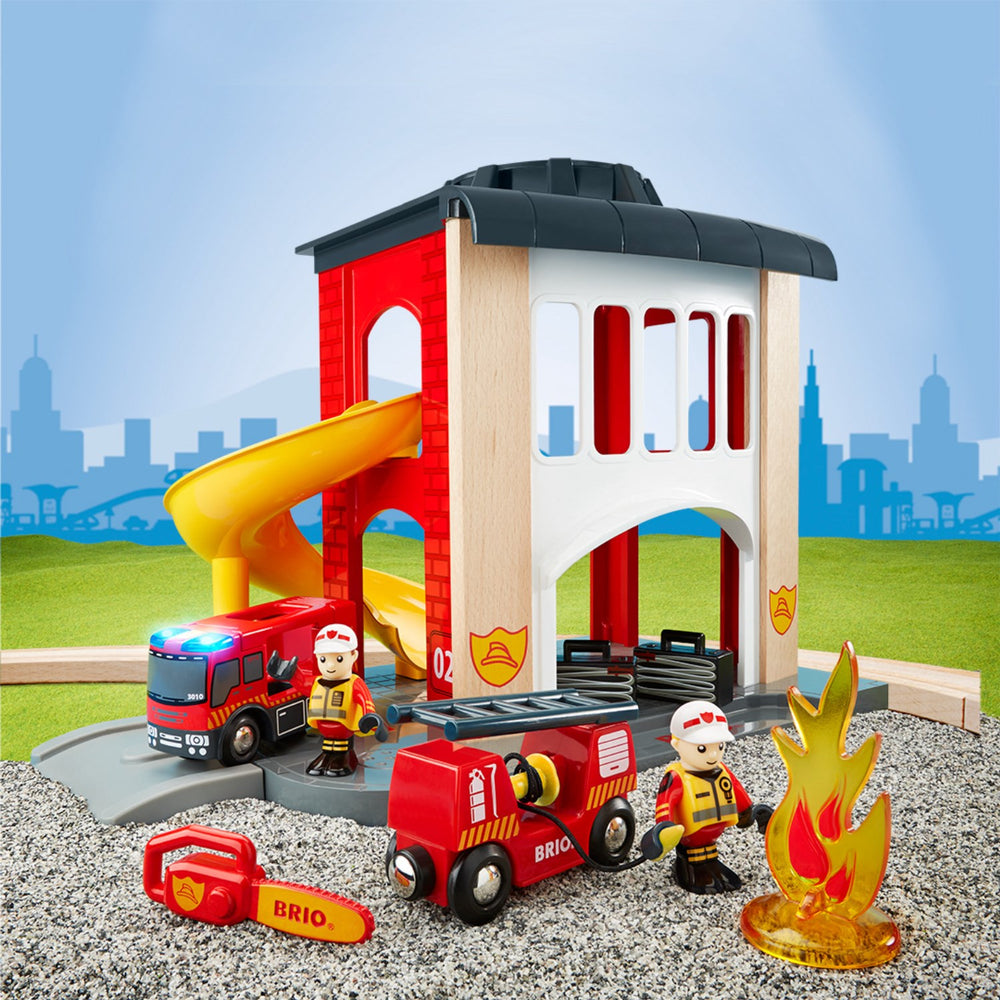 Køb BRIO® 33833 Brandstation