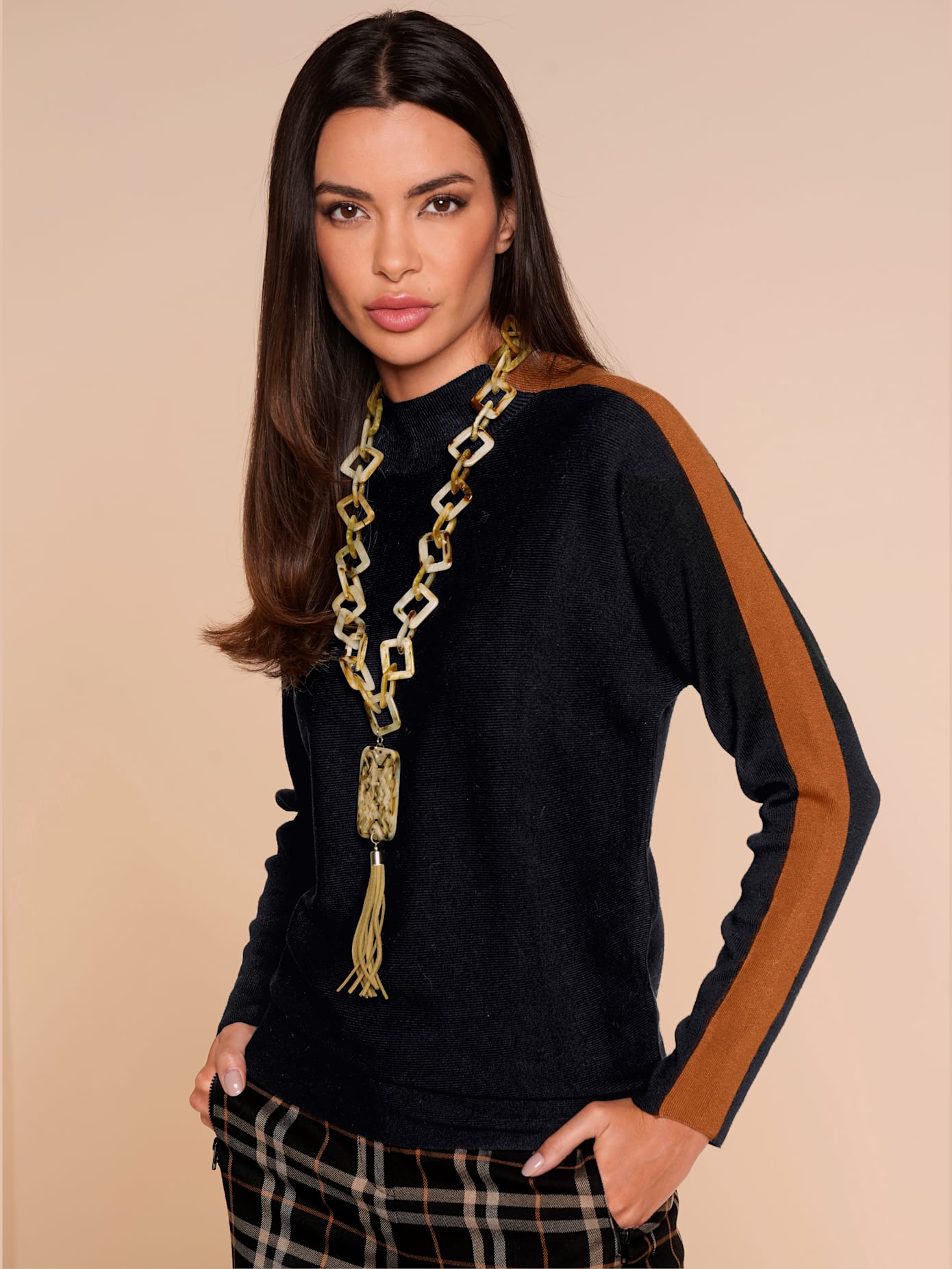 Pull col montant tendance