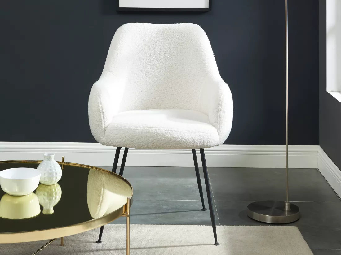 Lot de 2 chaises avec accoudoirs en tissu bouclette et métal - Blanc - TOYBA de Pascal Morabito