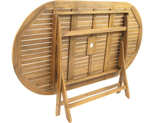 Eetkamerset voor 8 personen bestaande uit: 8 stoelen, ovale houten tafel