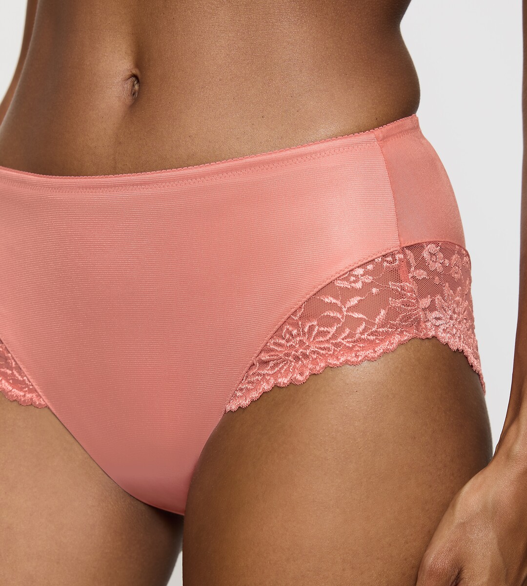 TRIUMPH<br>Calcinha de cintura alta Ladyform Soft
