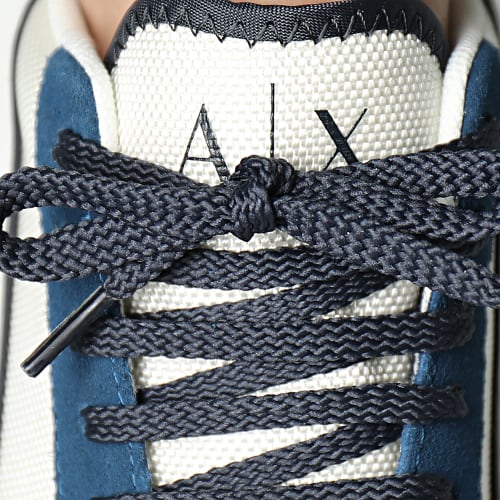 Baskets XUX083 XV263 Navy Oceania Off White