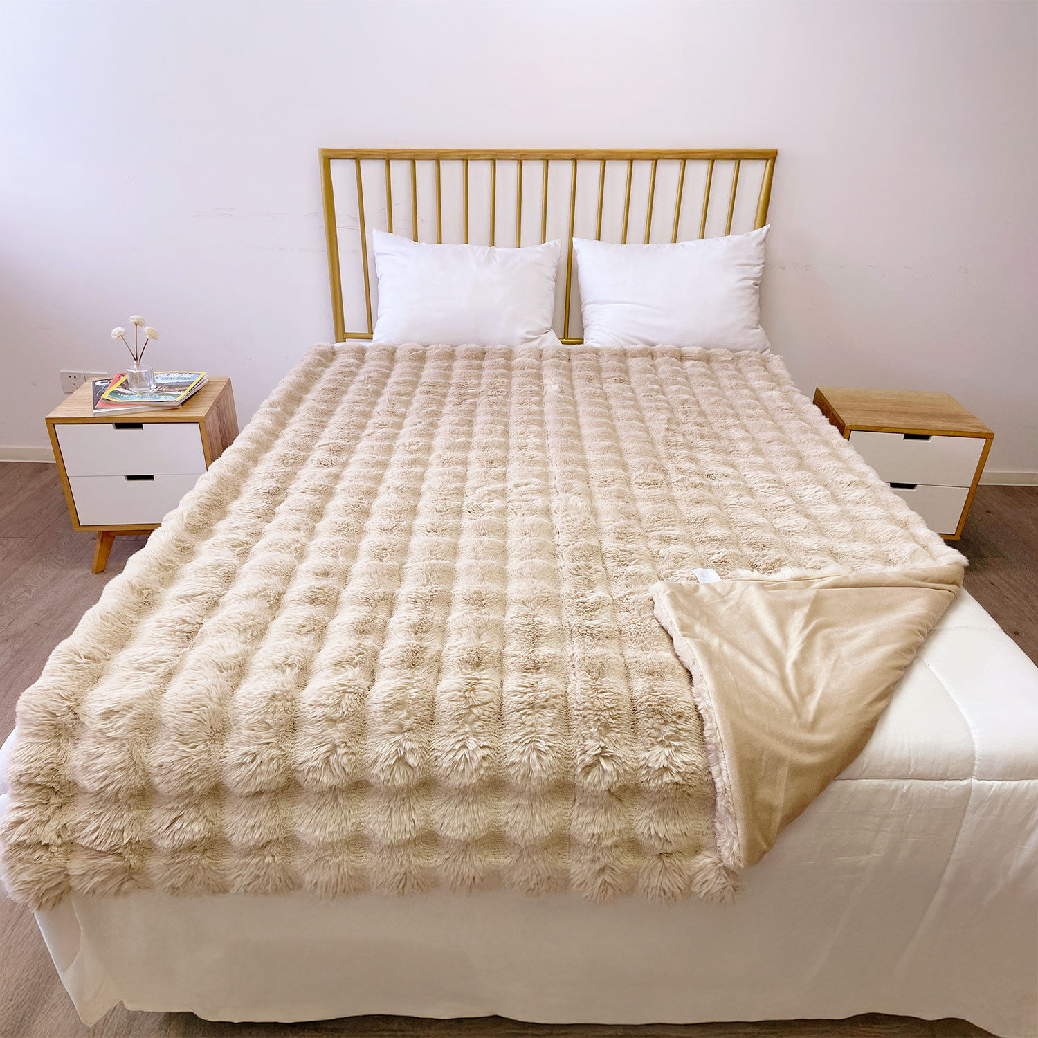 Kuscheldecke in Nerz-Optik