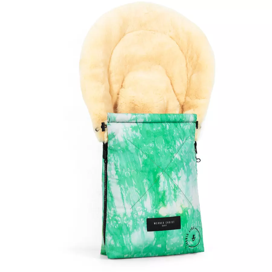 Werner Christ Baby Lammfellfußsack OSLO ICONIC LINE Batik-Grün
