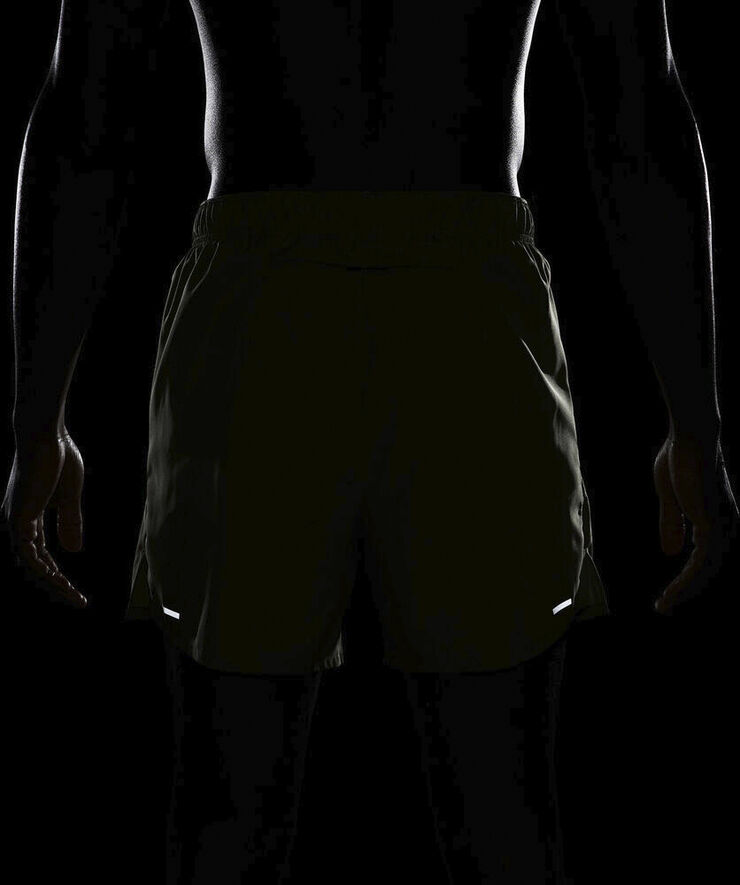 Nike Dri Fit Run Division Challenger 5