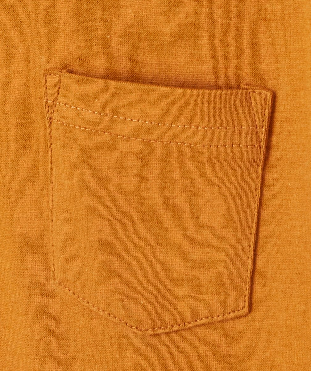 T-SHIRT MANCHES COURTES GARÇON OCRE AVEC POCHE