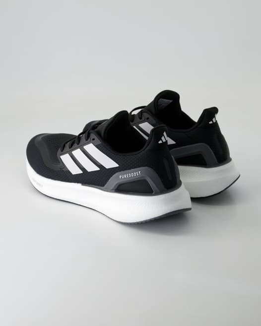 Adidas Pureboost 5 Sportschuhe in Schwarz