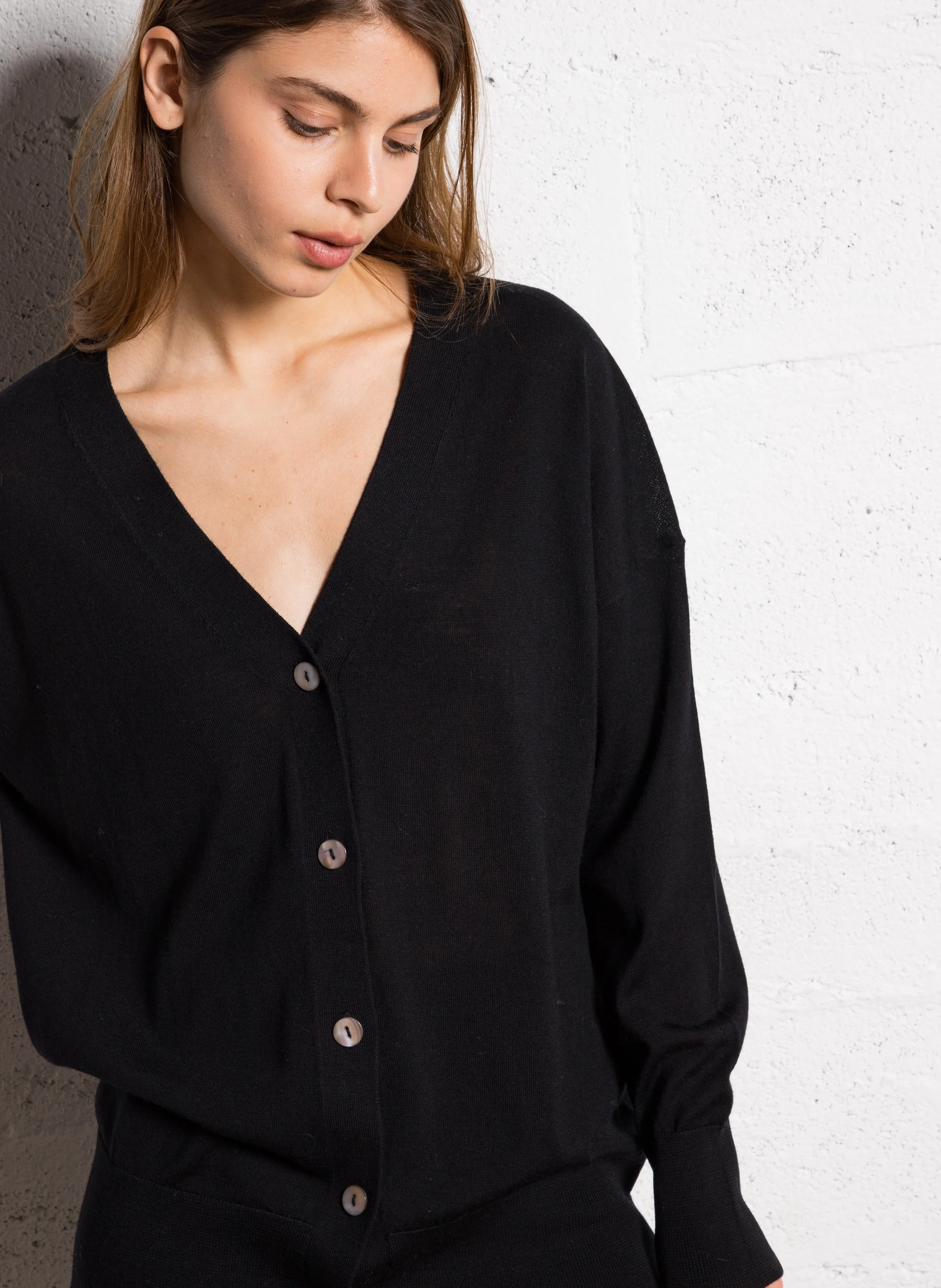 GASPER - Cardigan gris oversize en laine mérinos | Noir