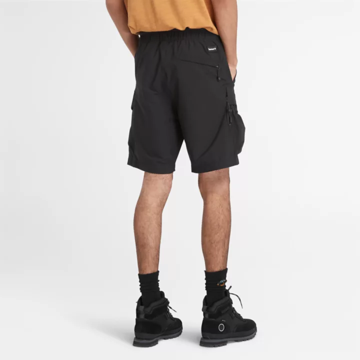 Short coupe-vent extensible à séchage rapide pour homme en noir