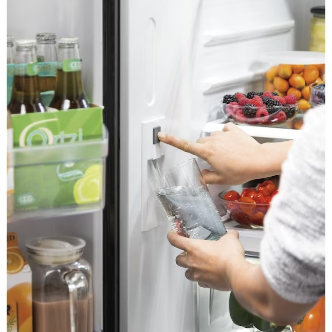 Refrigerador GE de 27 pés cúbicos com portas francesas e máquina de gelo (aço inoxidável resistente a impressões digitais) ENERGY STAR