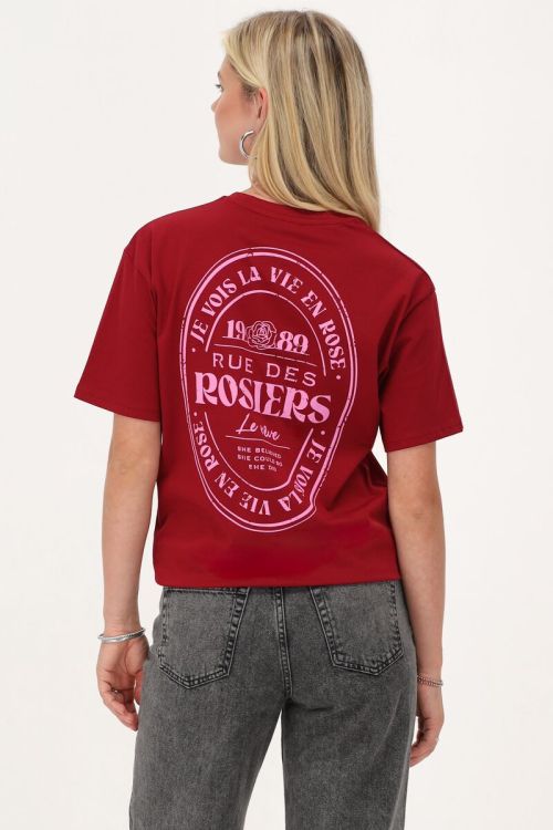 Burgundy T-shirt 